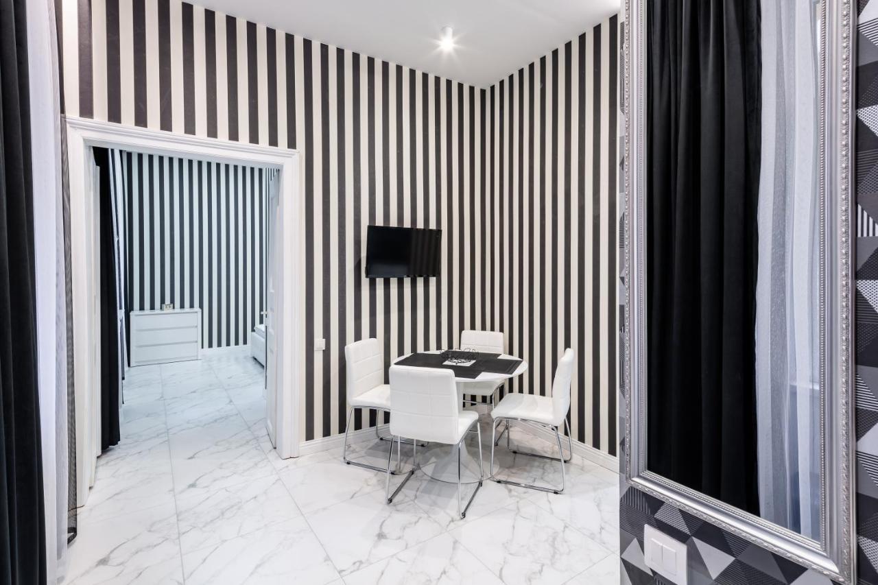 Bv Apartments Art Deco Лвив Екстериор снимка