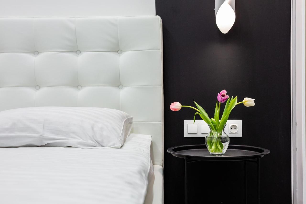 Bv Apartments Art Deco Лвив Екстериор снимка