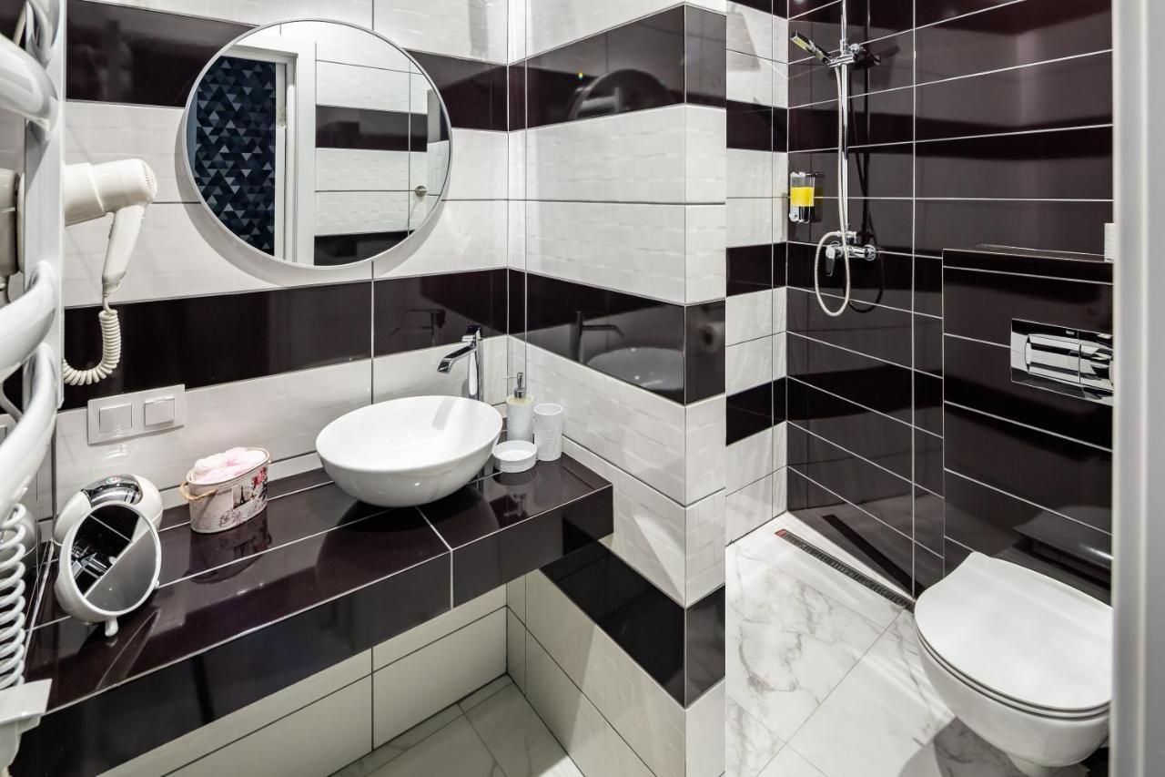 Bv Apartments Art Deco Лвив Екстериор снимка