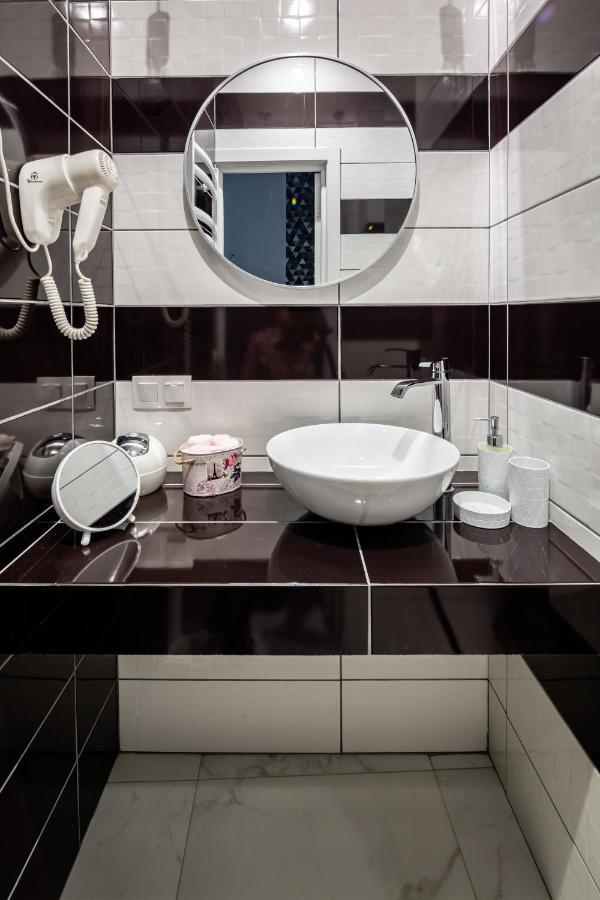 Bv Apartments Art Deco Лвив Екстериор снимка