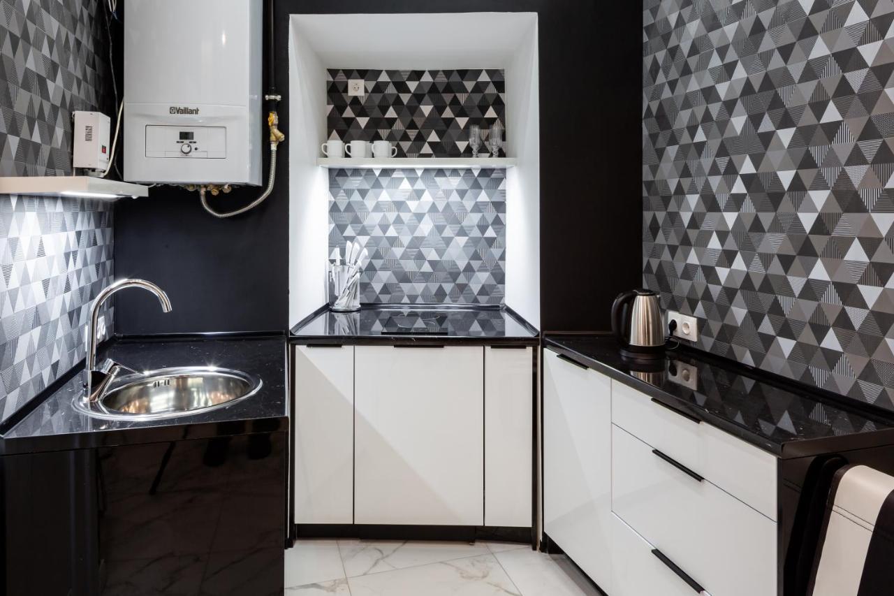 Bv Apartments Art Deco Лвив Екстериор снимка